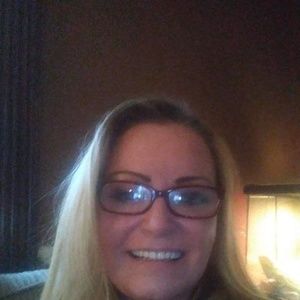 Meet your Posher, Nickole